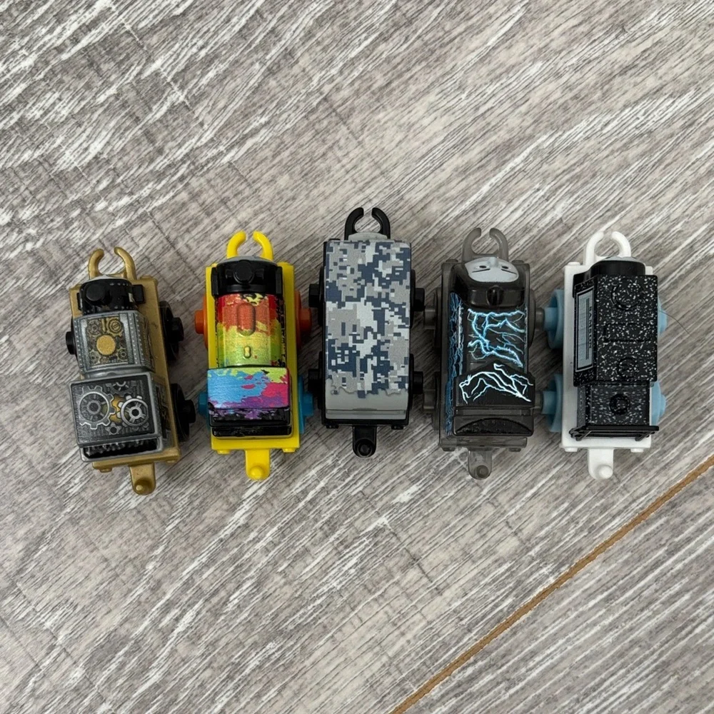 Lot of Thomas Minis